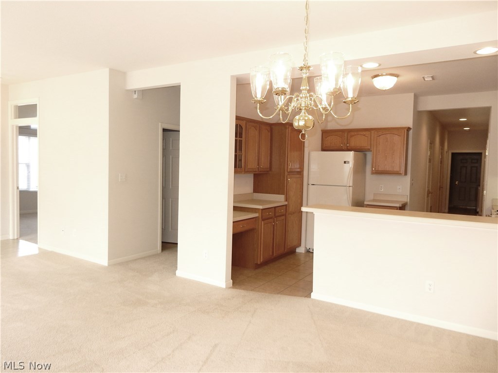 Clingan Xing Condo - Residential