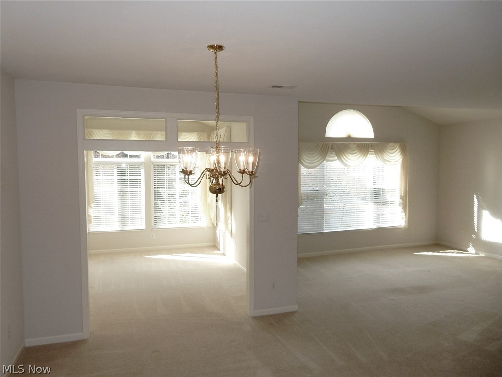 Clingan Xing Condo - Residential