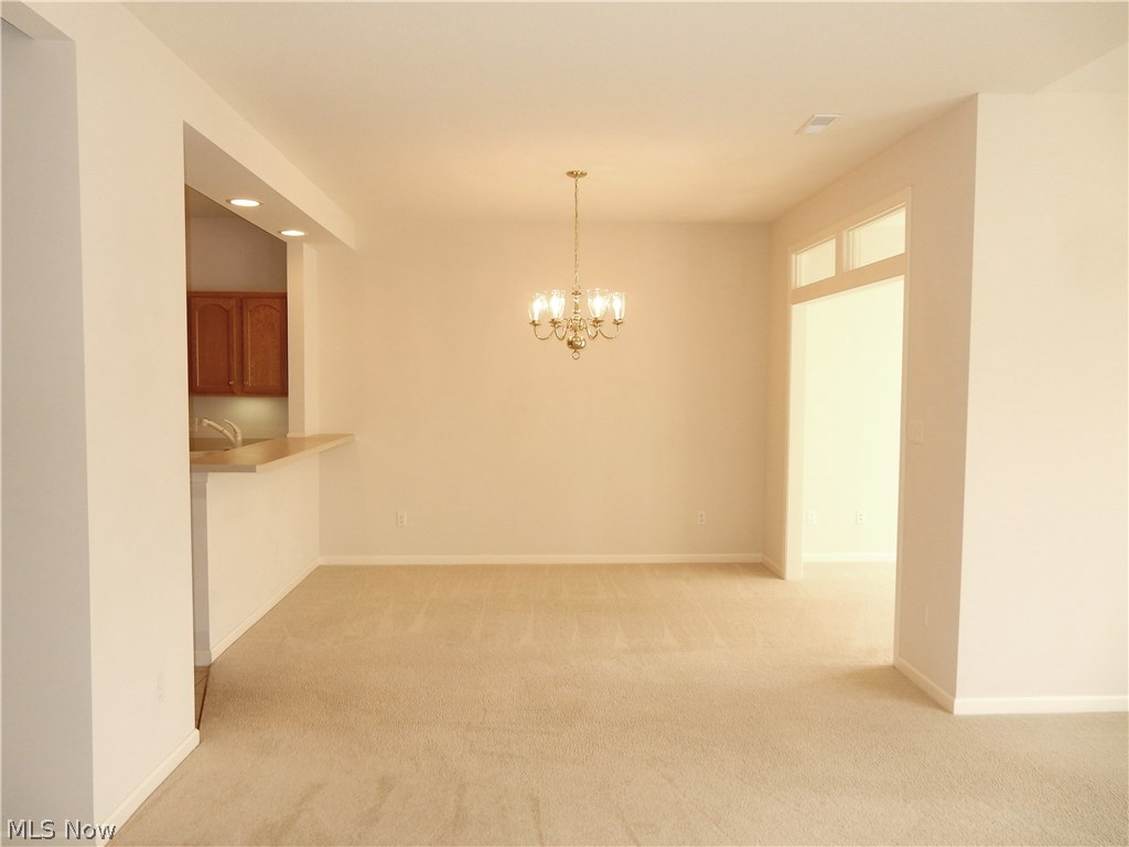 Clingan Xing Condo - Residential