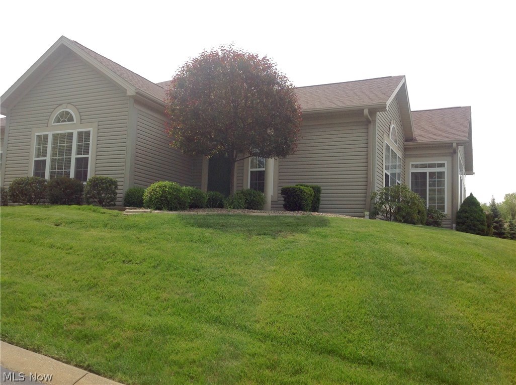 Clingan Xing Condo - Residential