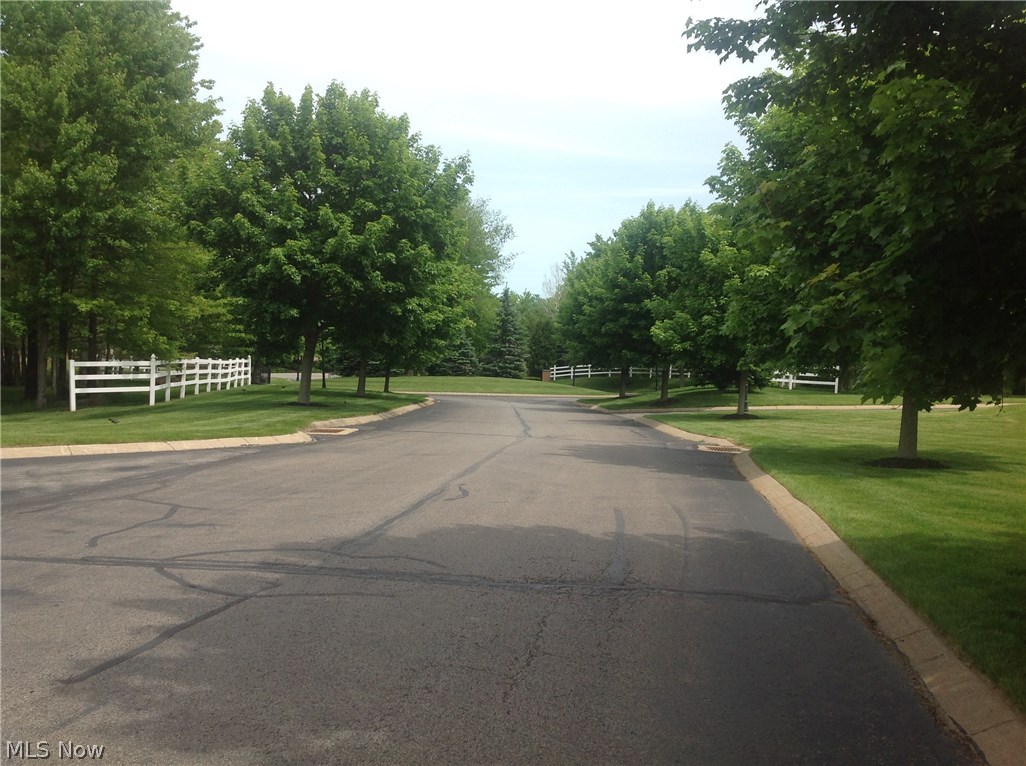 Clingan Xing Condo - Residential