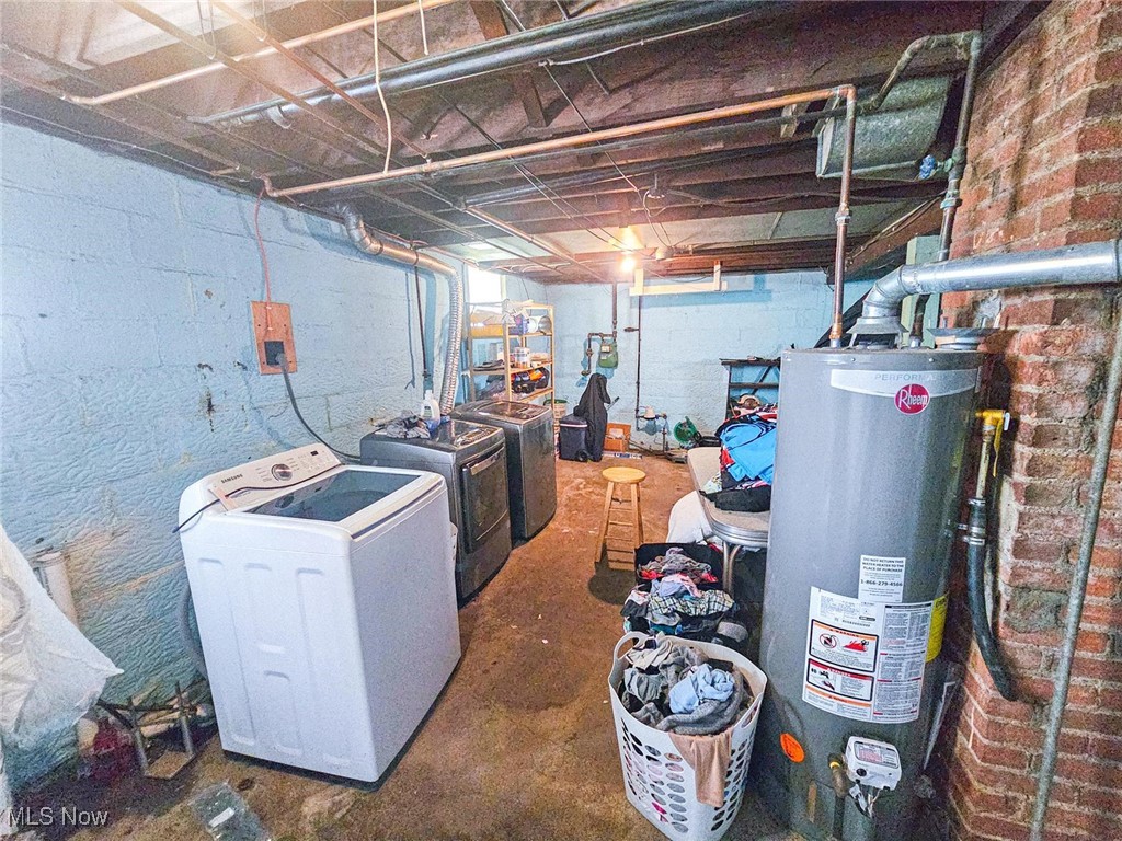 119 N Hartford Avenue, Youngstown, Ohio image 36