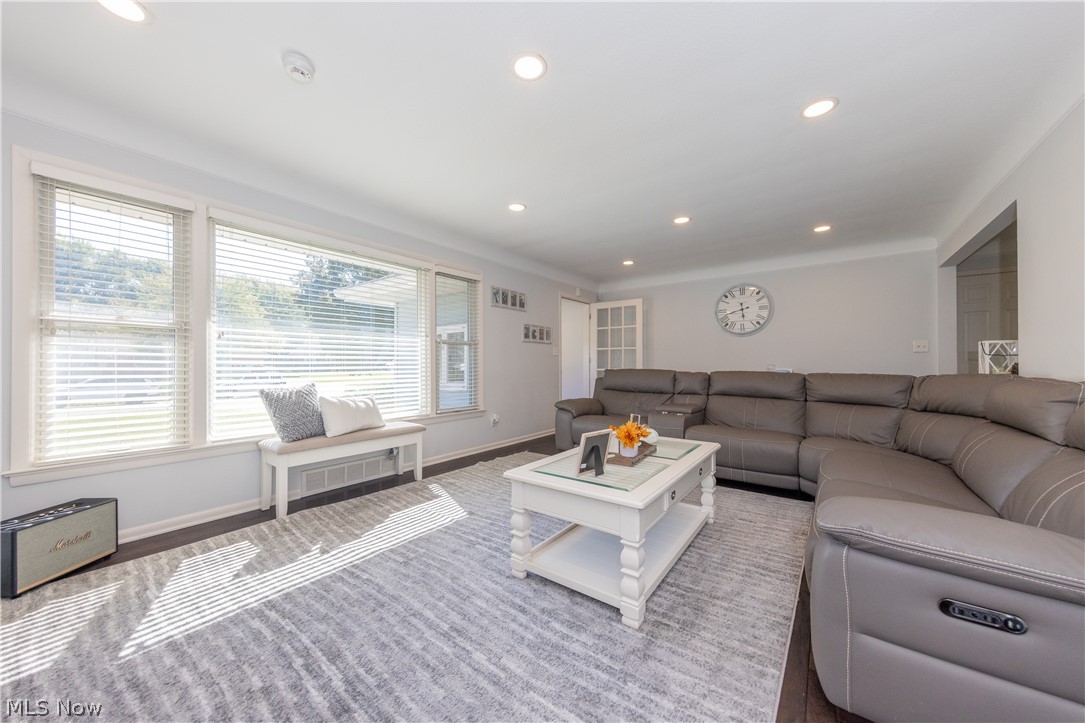 D Neros 09d - Residential