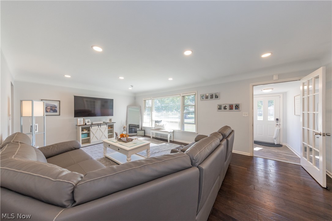 D Neros 09d - Residential