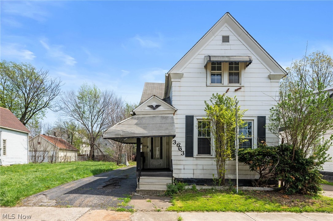 3663 E 54th Street
