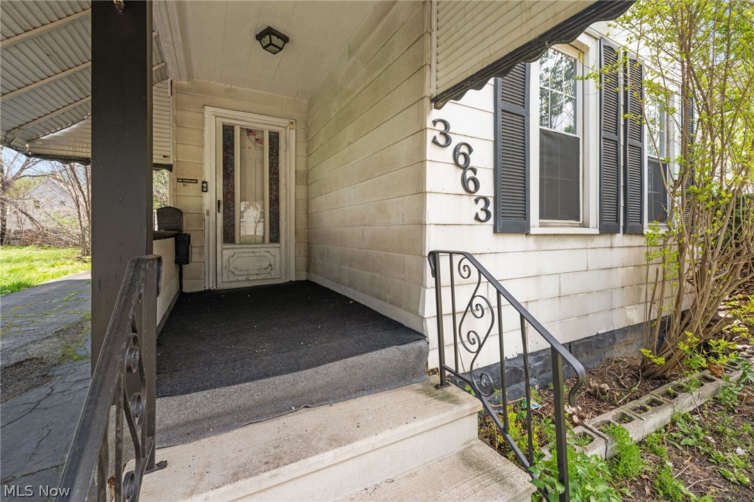3663 E 54th Street