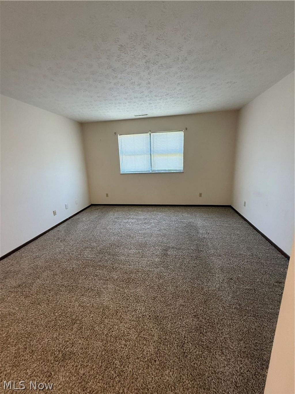 Photo of 1060 Brandywine Boulevard #E, Zanesville, OH 43701 (MLS # 5207009)