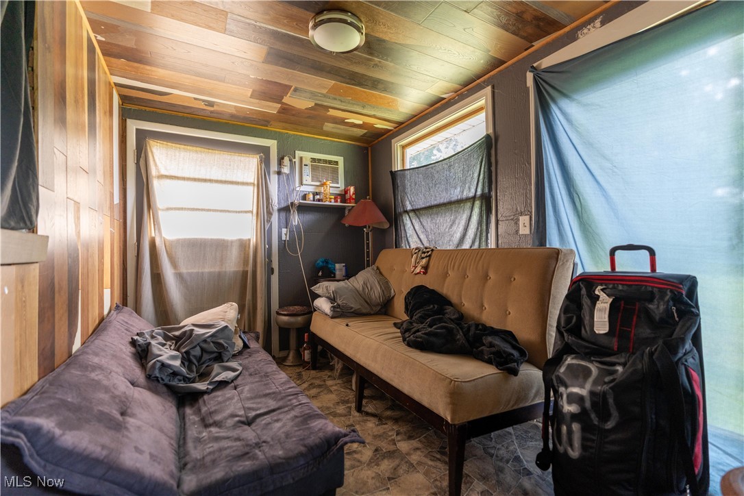 Nesmith Lake Heights - Residential