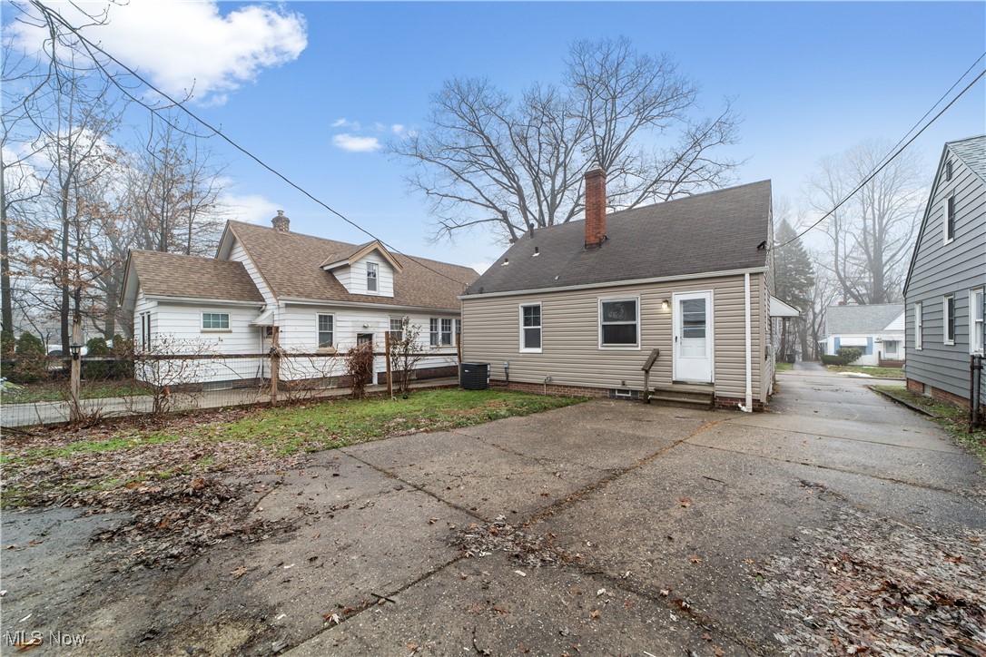 Mamie E Wright - Residential