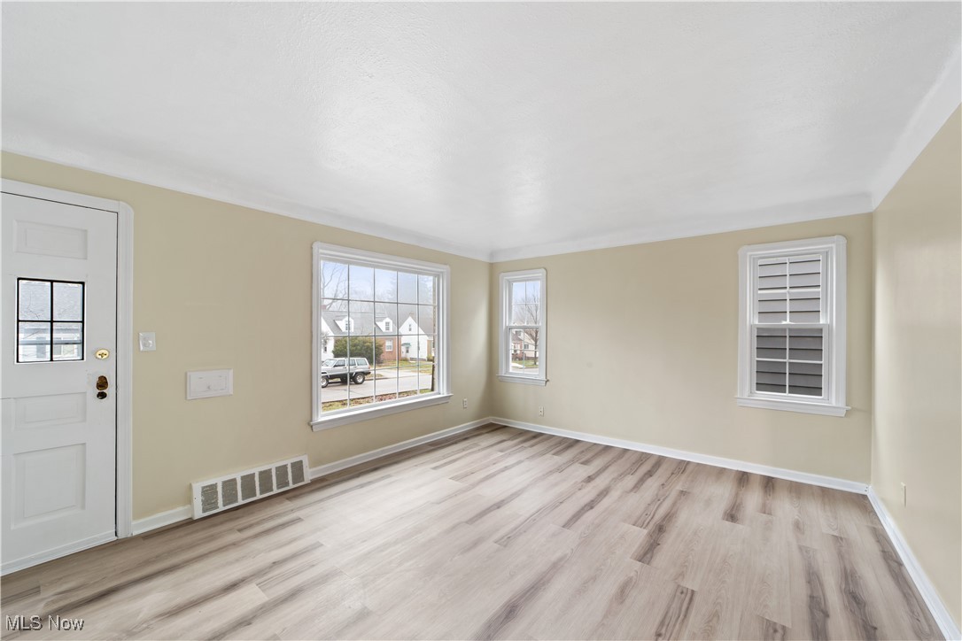 Mamie E Wright - Residential