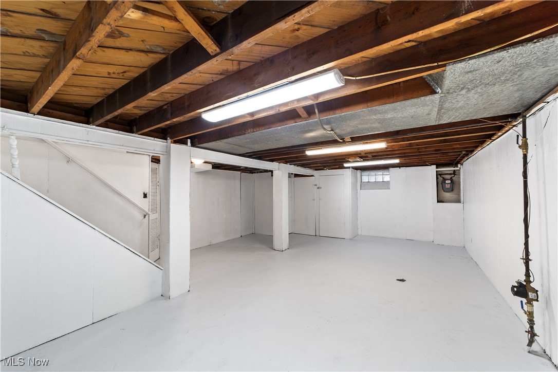 Mamie E Wright - Residential