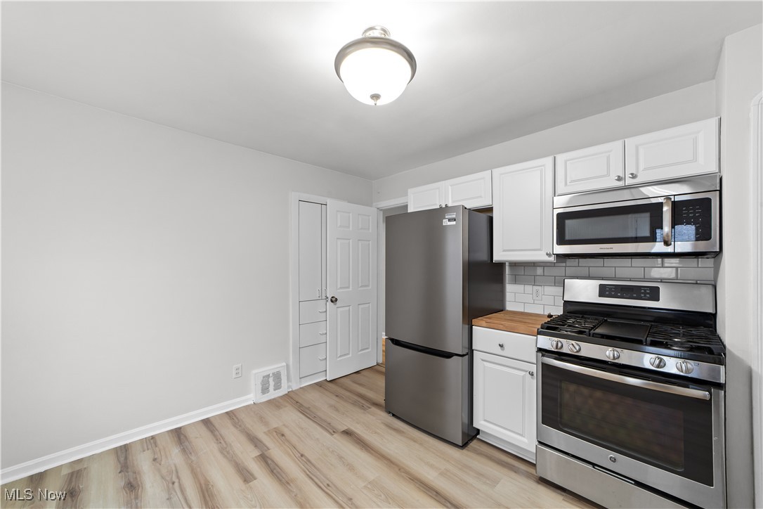 Mamie E Wright - Residential