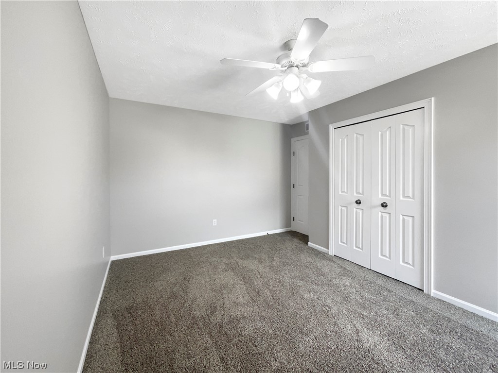 Falls Pointe Clstrs Ph 01-B3-B - Residential