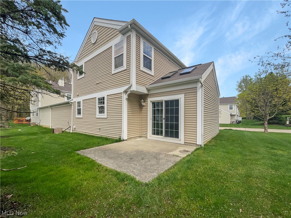 Falls Pointe Clstrs Ph 01-B3-B - Residential