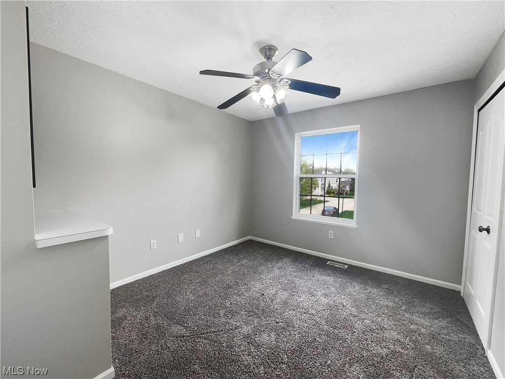 Falls Pointe Clstrs Ph 01-B3-B - Residential