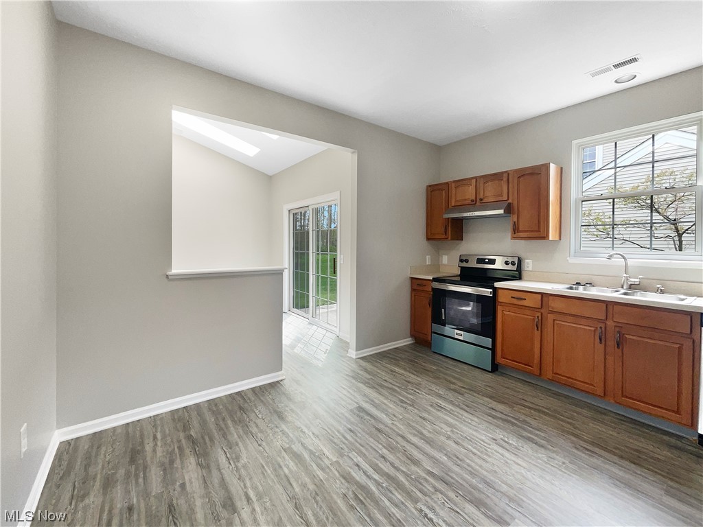 Falls Pointe Clstrs Ph 01-B3-B - Residential