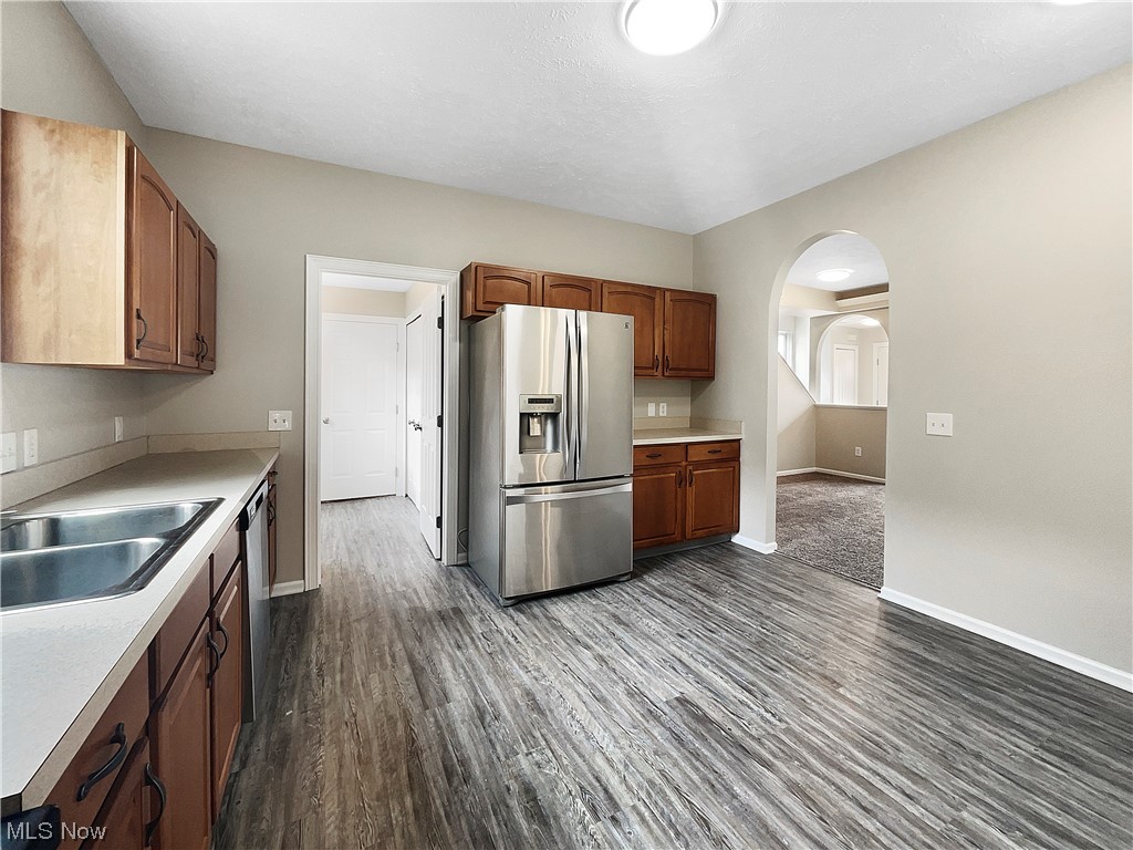 Falls Pointe Clstrs Ph 01-B3-B - Residential