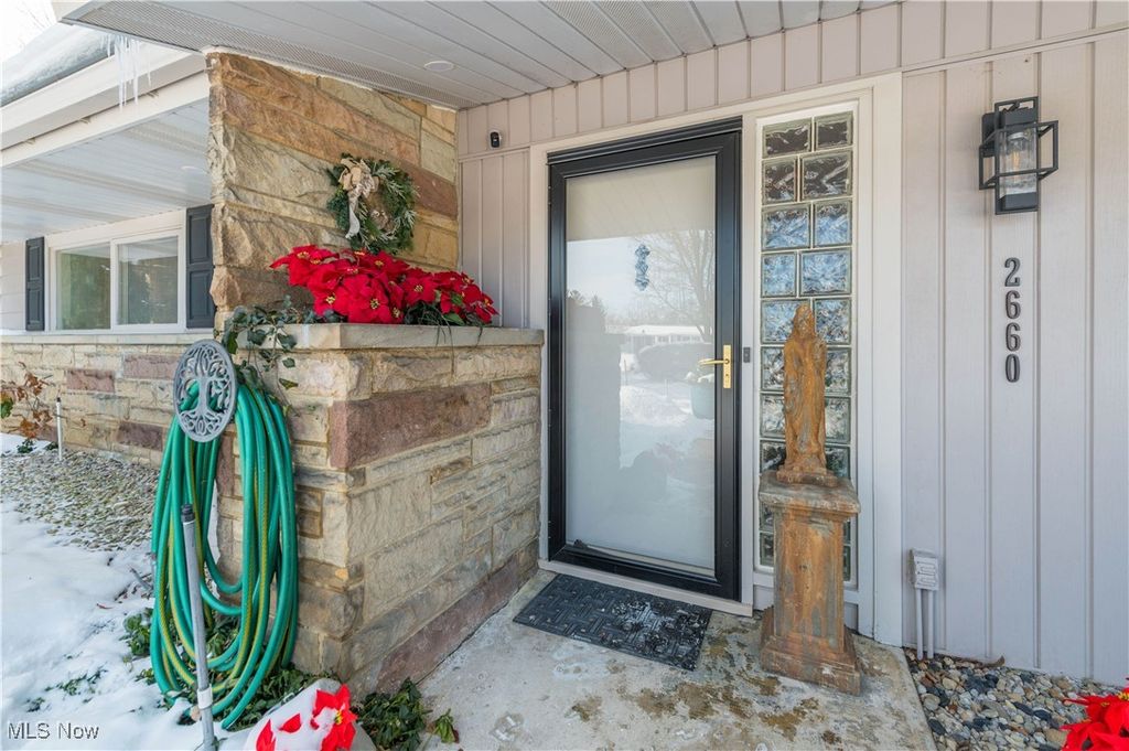 Photo of 2660 Ramsay Road, Beachwood, OH 44122 (MLS # 5183524)