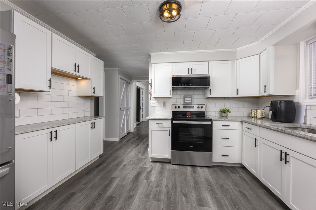 453 2nd Street, New Philadelphia, Ohio image 14
