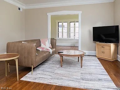 Reindeer Condo - Residential