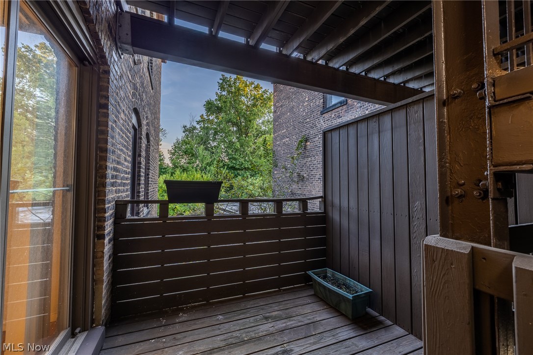 Reindeer Condo - Residential