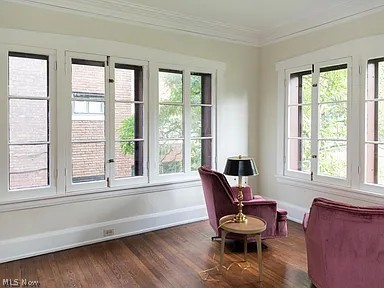 Reindeer Condo - Residential