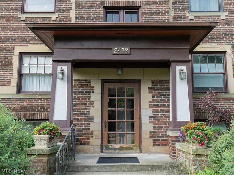 Reindeer Condo - Residential