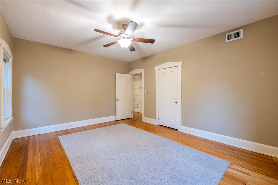 Reindeer Condo - Residential