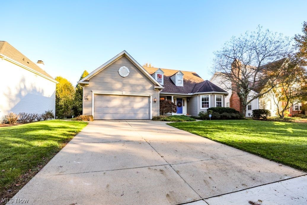 3015 Woodcrest Drive