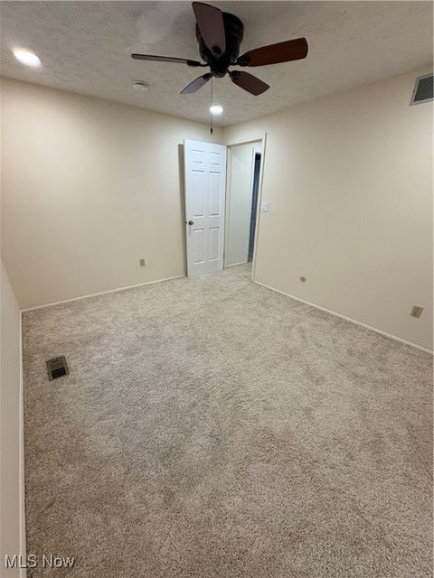 Tiny photo for 6884 Slippery Rock Drive, Austintown, OH 44406 (MLS # 5179594)