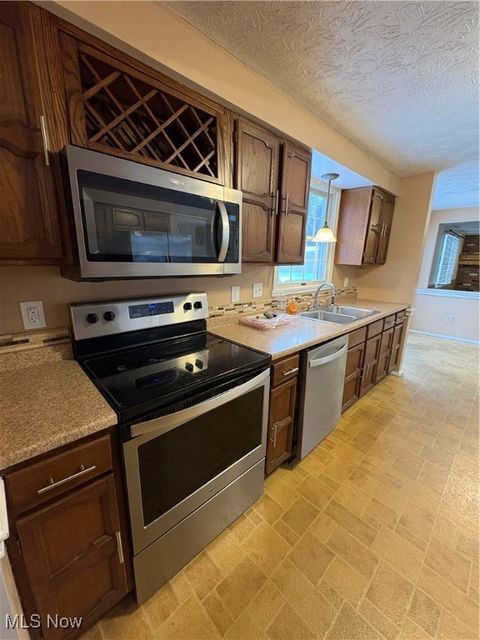 Tiny photo for 6884 Slippery Rock Drive, Austintown, OH 44406 (MLS # 5179594)