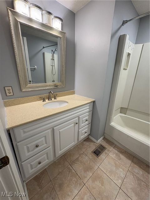 Tiny photo for 6884 Slippery Rock Drive, Austintown, OH 44406 (MLS # 5179594)