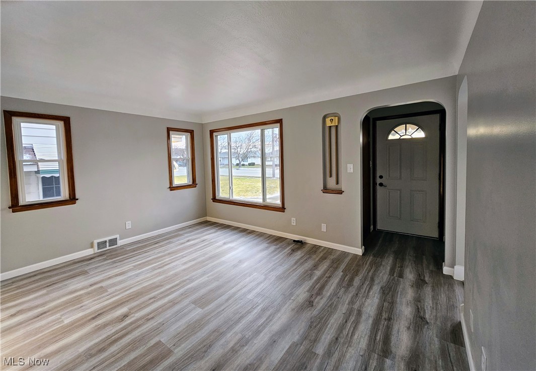 5919 Turney Road, Garfield Heights, Ohio image 5