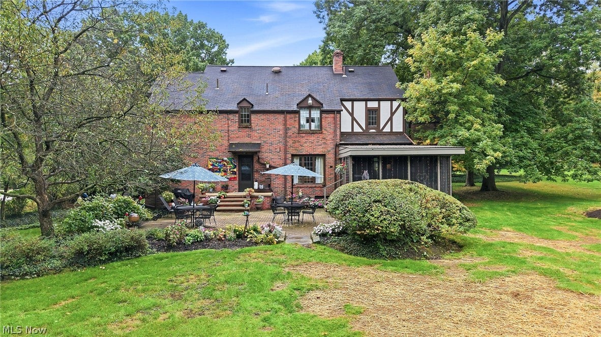 1000 Colonial Drive