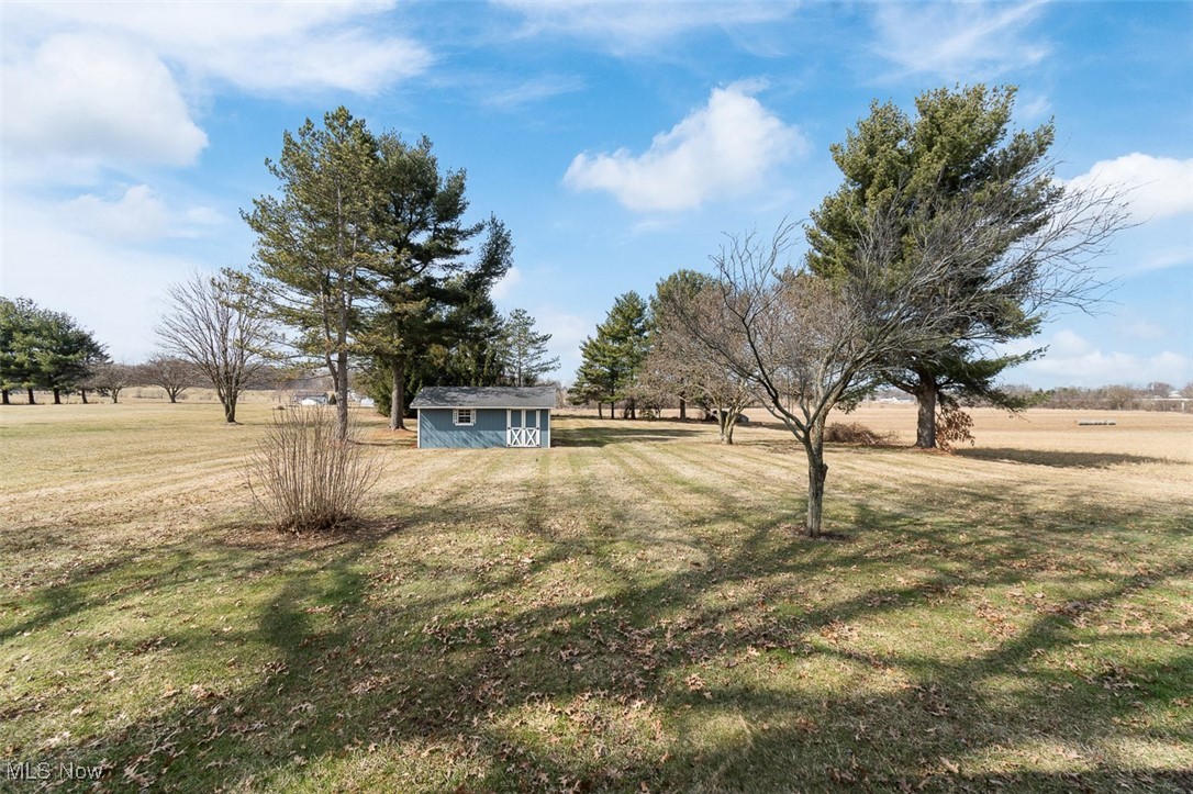 1315 Deerfield Avenue, Dalton, Ohio image 6
