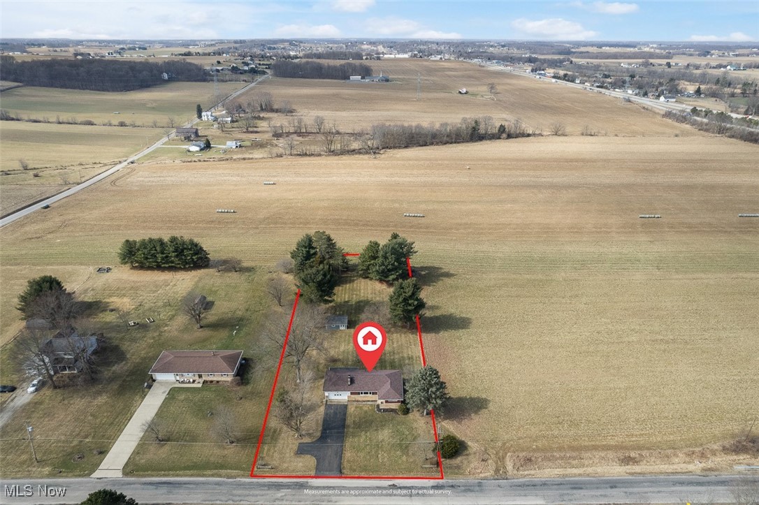 1315 Deerfield Avenue, Dalton, Ohio image 2