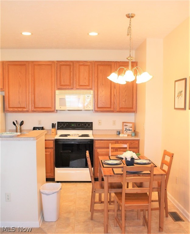 Harbor Walk/Black River 05 - Residential