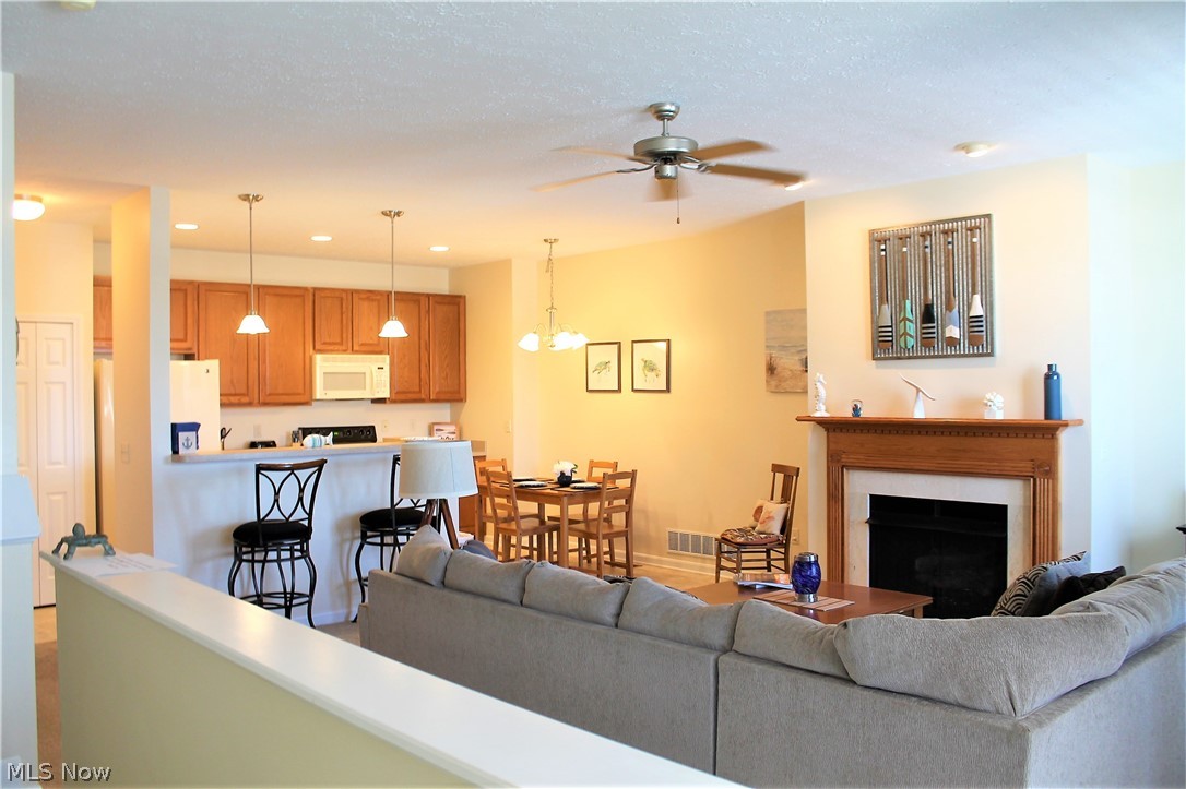 Harbor Walk/Black River 05 - Residential