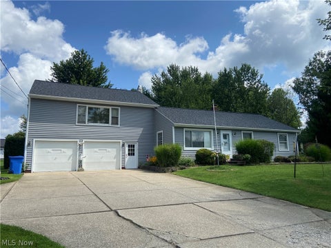 Photo of 9751 Cutts Road, Chardon, OH 44024 (MLS # 5237004)