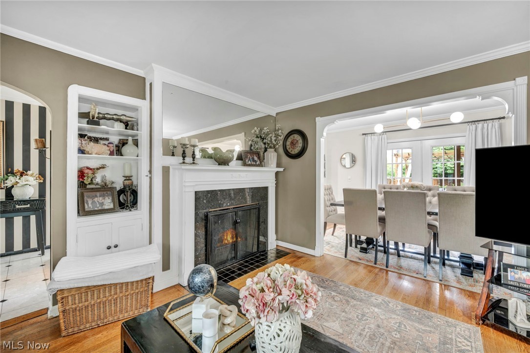 W H Lucas Cos Lakeview Road S - Residential