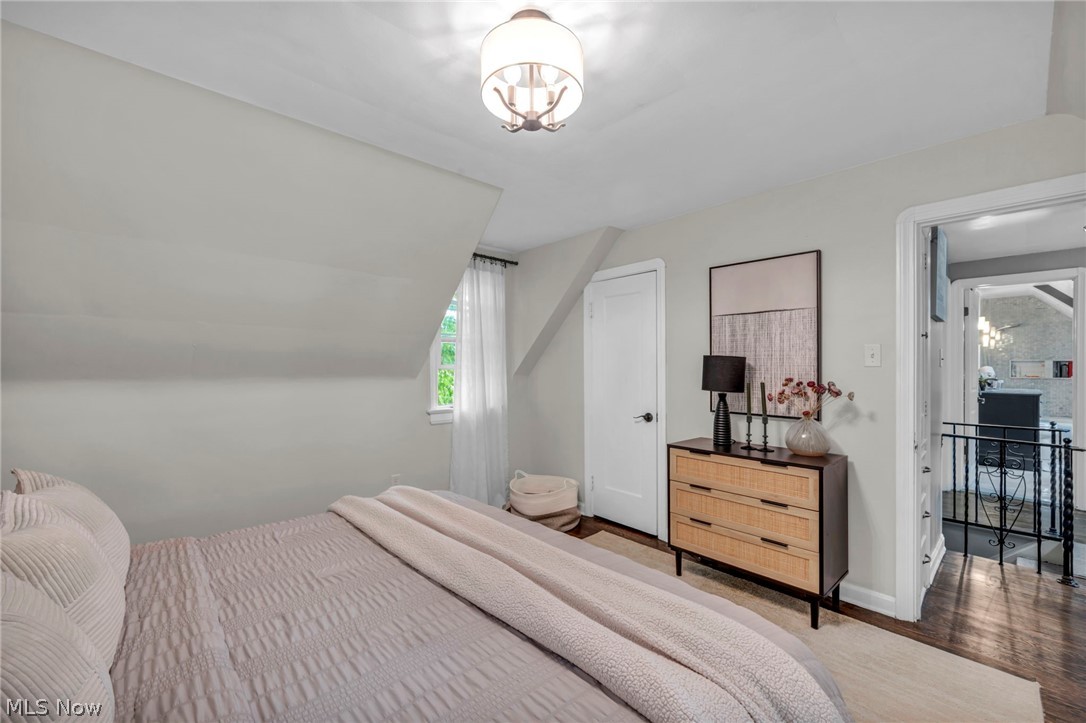 W H Lucas Cos Lakeview Road S - Residential