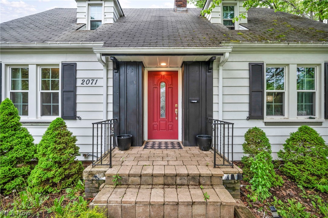 W H Lucas Cos Lakeview Road S - Residential