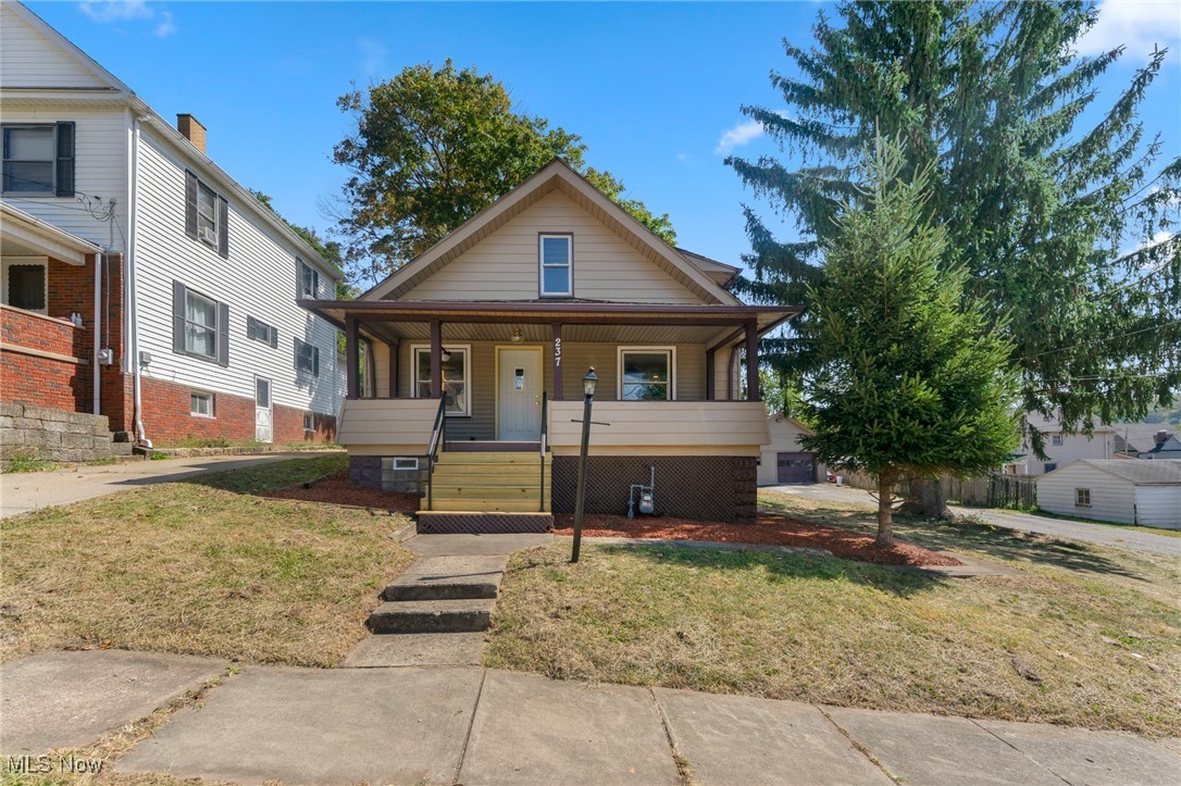 Lowellville Village - Residential