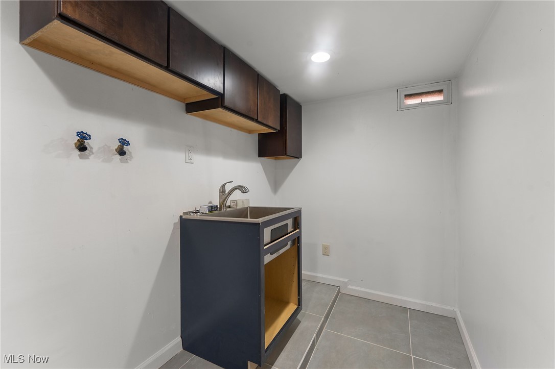 Lowellville Village - Residential