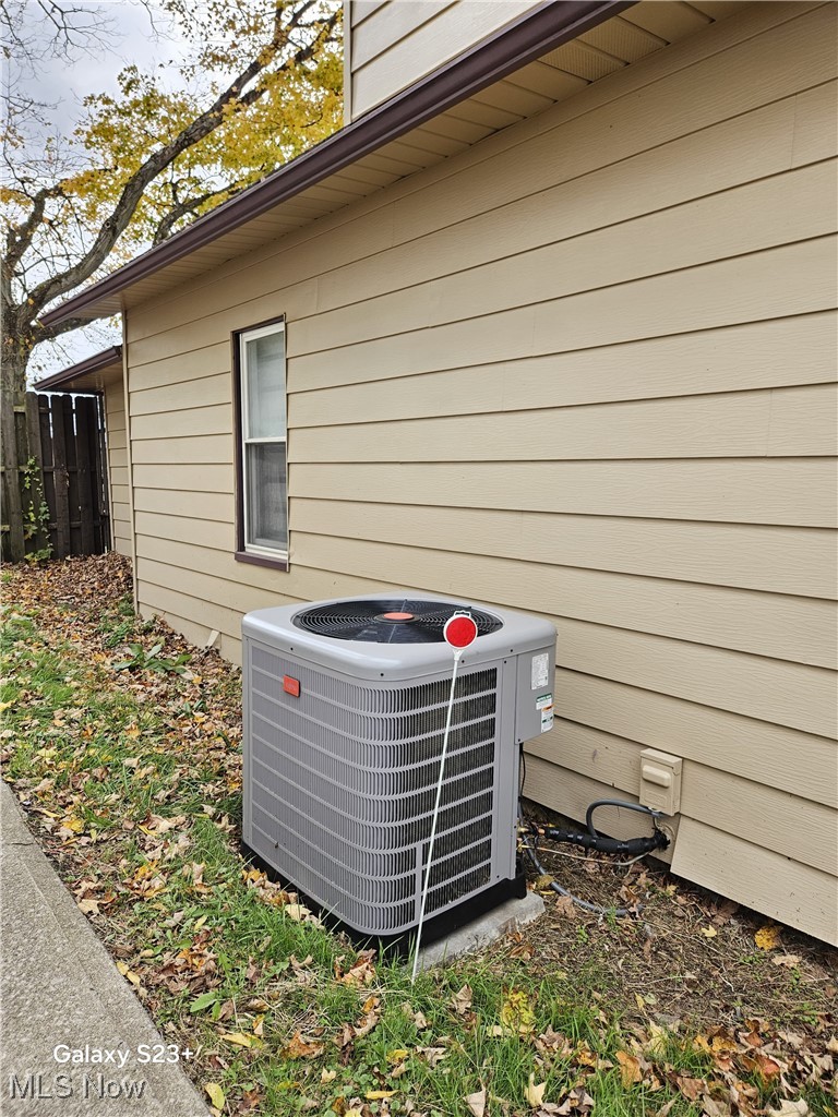 Lowellville Village - Residential