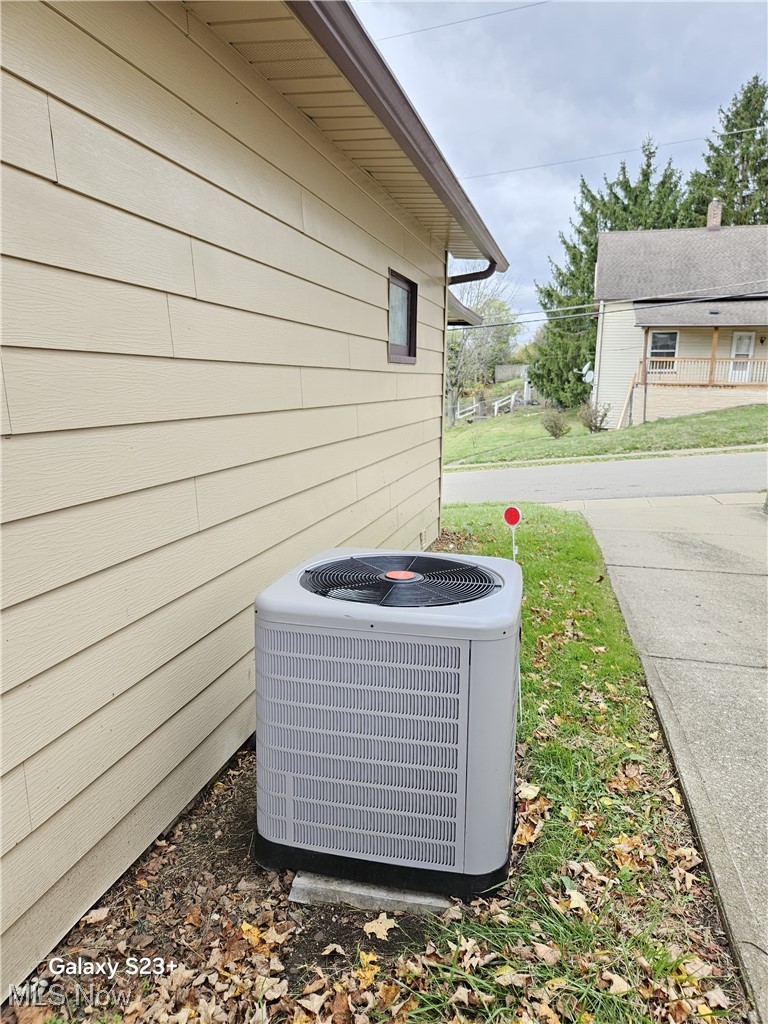 Lowellville Village - Residential