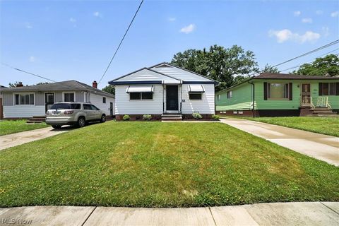 Tiny photo for 4668 Beechgrove Avenue, Garfield Heights, OH 44125 (MLS # 5220087)
