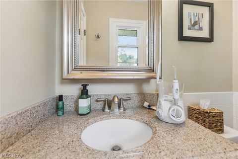 Tiny photo for 111 Leaview Lane, Chagrin Falls, OH 44022 (MLS # 5210421)