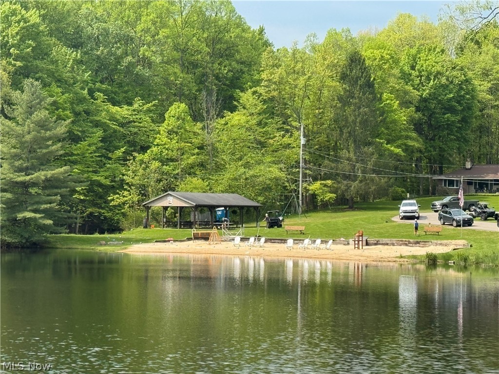 Bellwood Lake - Residential