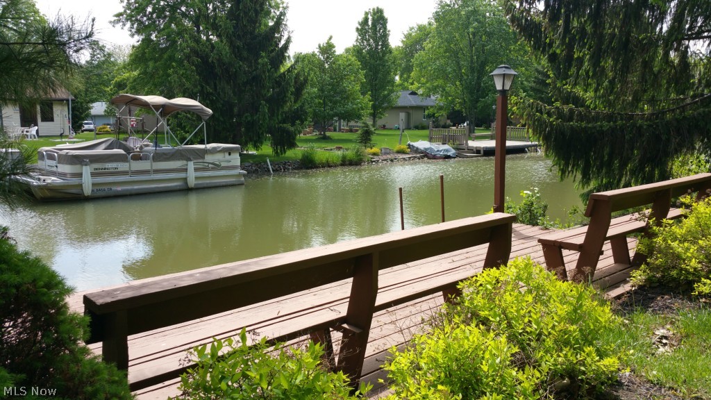 Aurora Shores - Residential